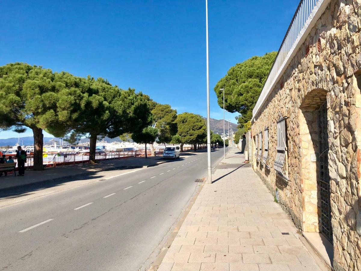 Appartement Devant La Plage 罗萨斯 外观 照片